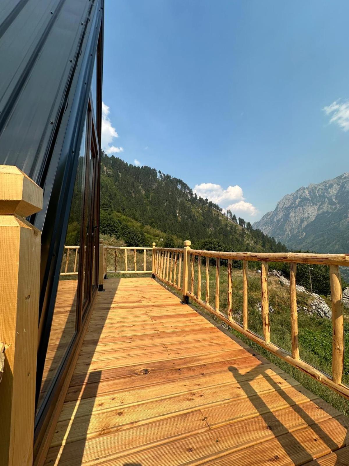 Guest House Kukaj Валбона Екстериор снимка