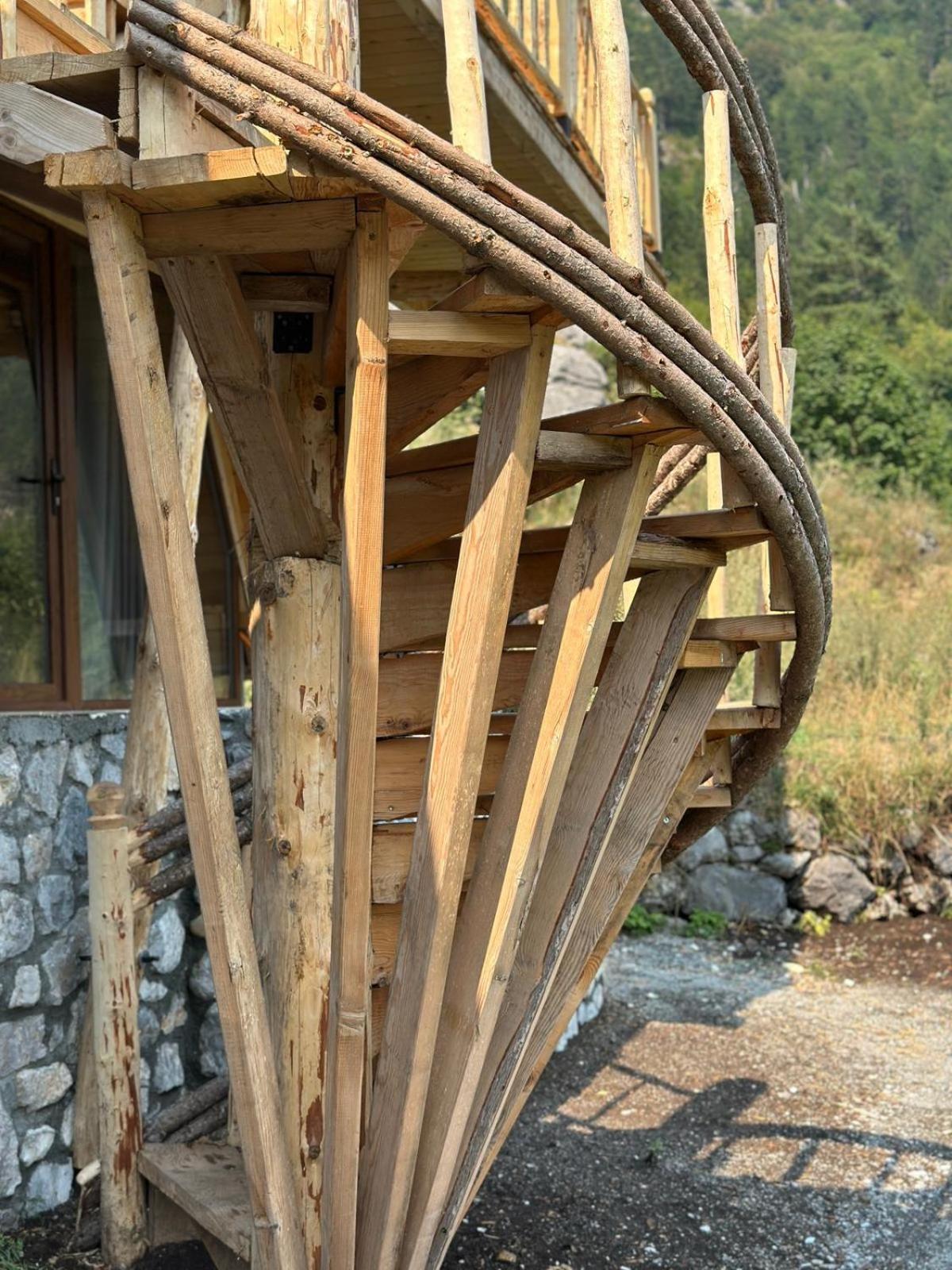 Guest House Kukaj Валбона Екстериор снимка