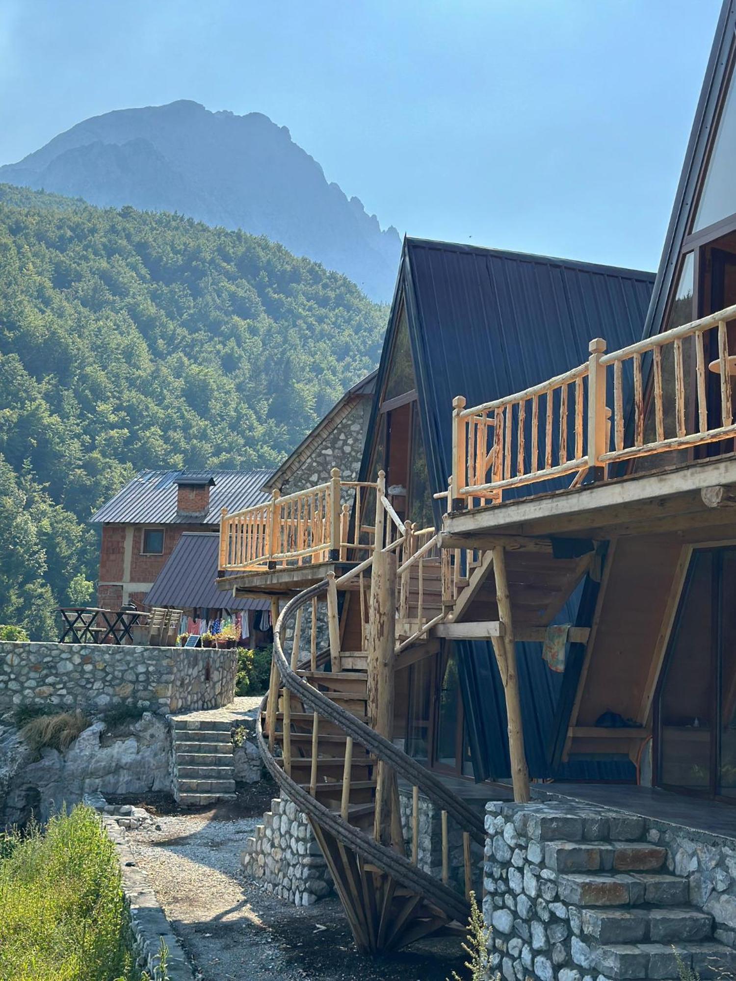 Guest House Kukaj Валбона Екстериор снимка