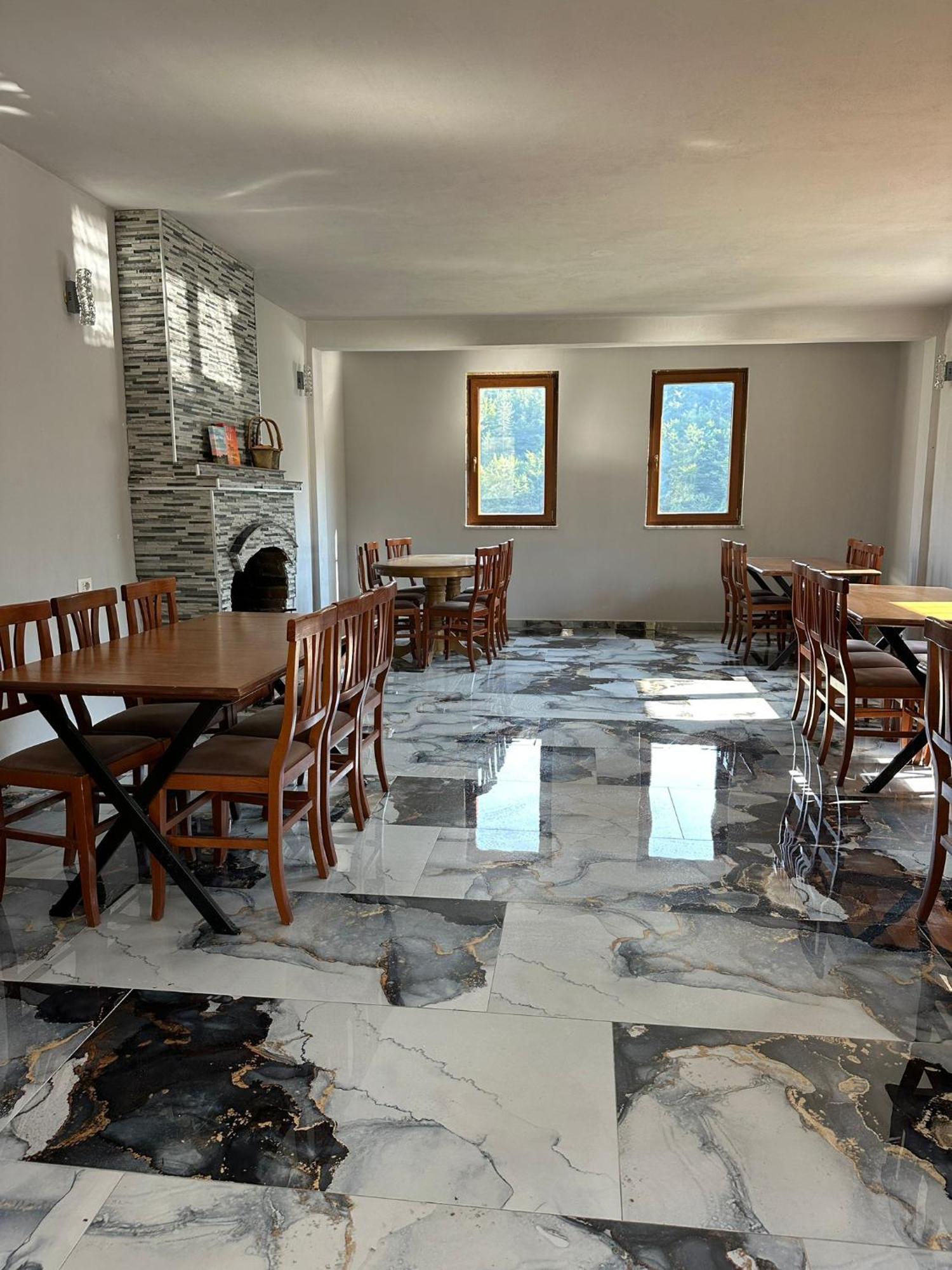 Guest House Kukaj Валбона Екстериор снимка