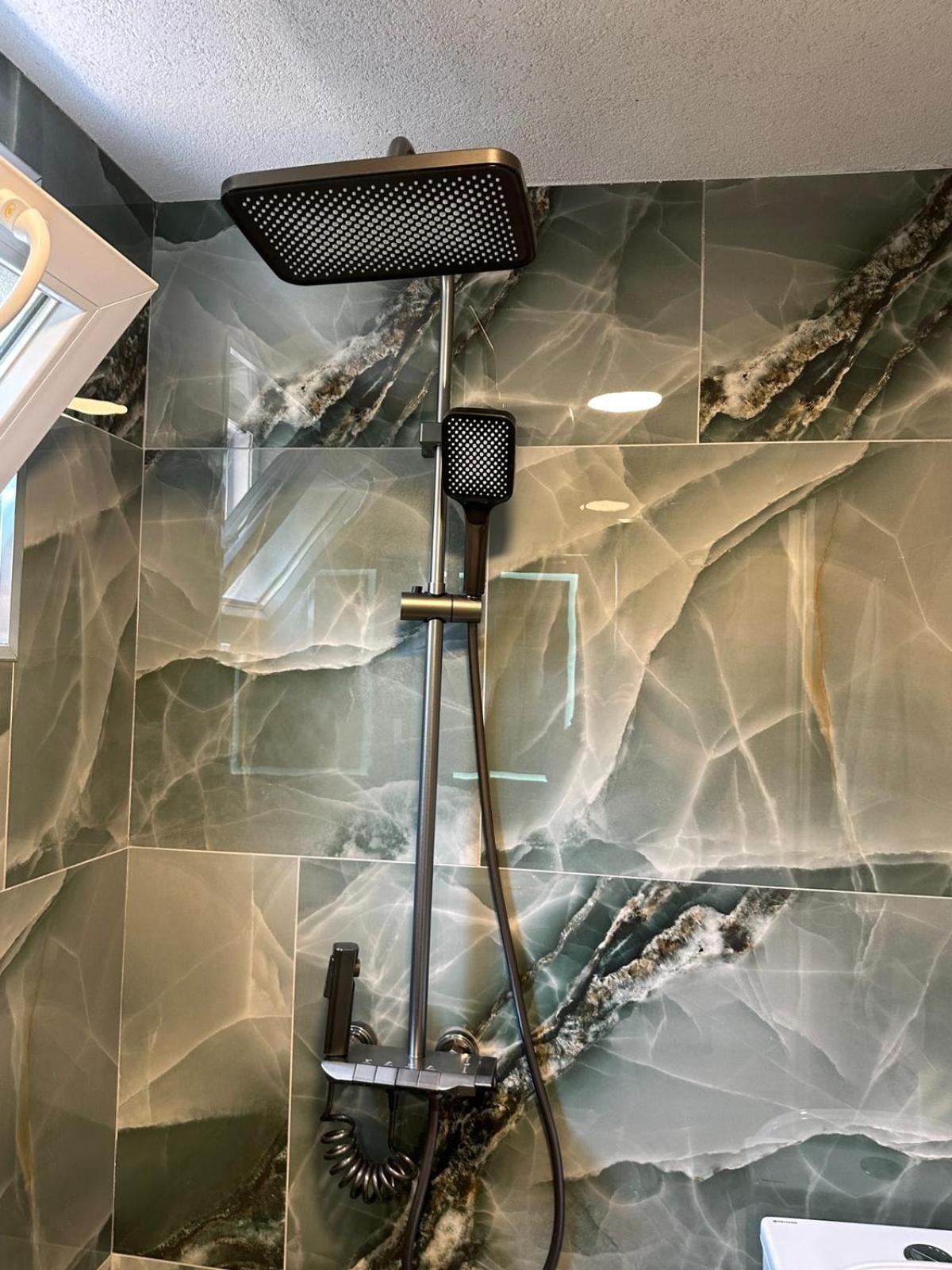 Guest House Kukaj Валбона Екстериор снимка
